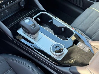 2026 Mitsubishi Outlander Base