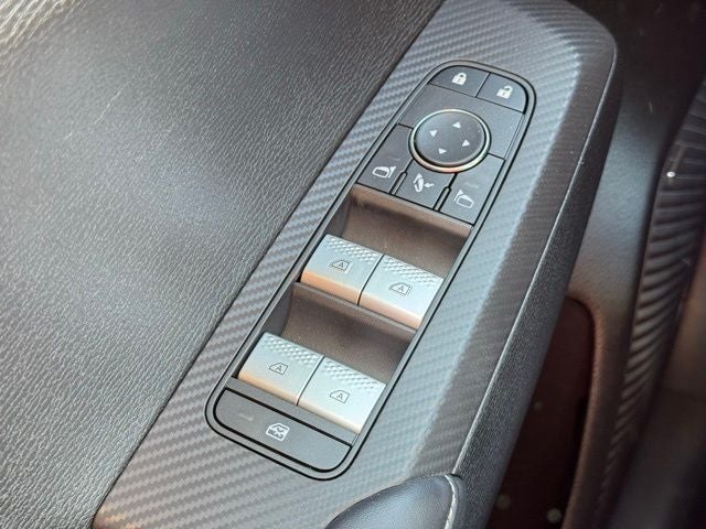 2026 Mitsubishi Outlander Base