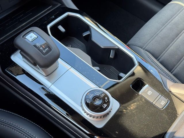 2026 Mitsubishi Outlander Base