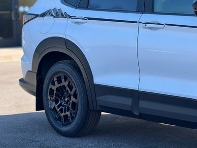 2026 Mitsubishi Outlander Base