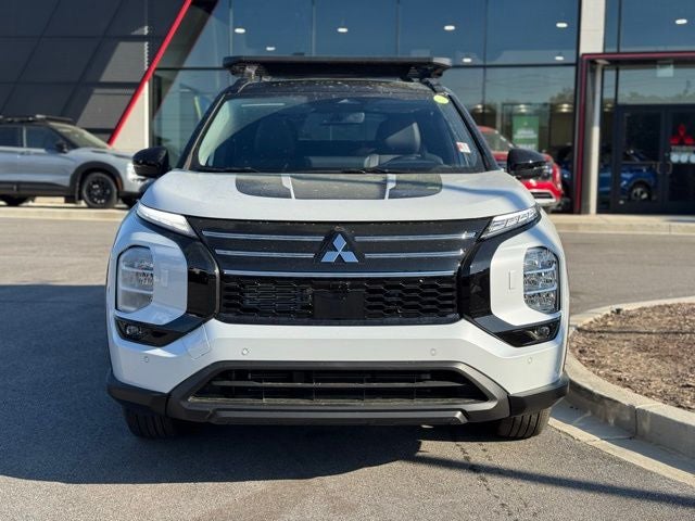 2026 Mitsubishi Outlander Base