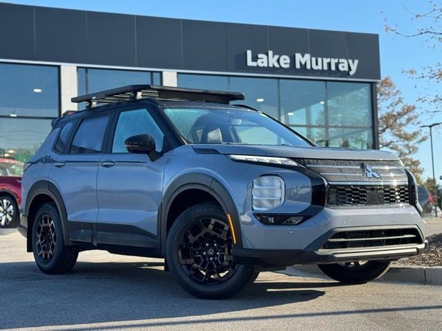 2026 Mitsubishi Outlander Base