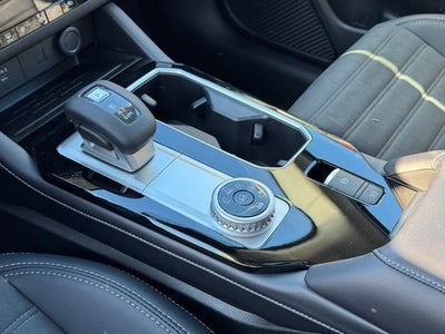 2026 Mitsubishi Outlander Base