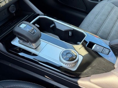 2026 Mitsubishi Outlander Base