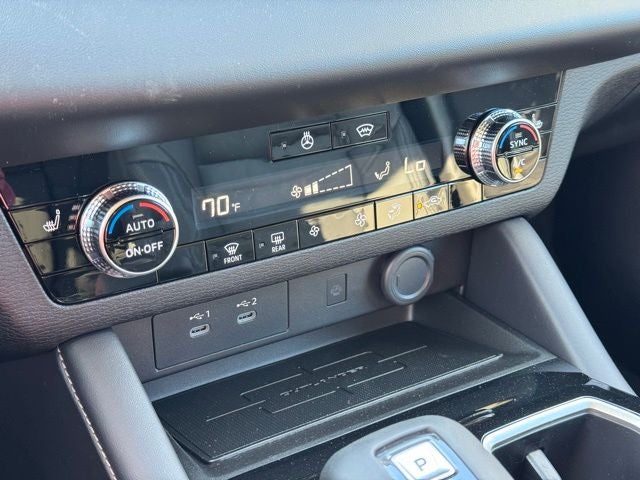 2026 Mitsubishi Outlander Base