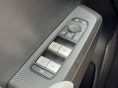 2025 Mitsubishi Outlander Base