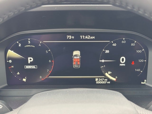 2025 Mitsubishi Outlander Base