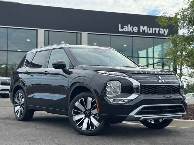 2025 Mitsubishi Outlander Base