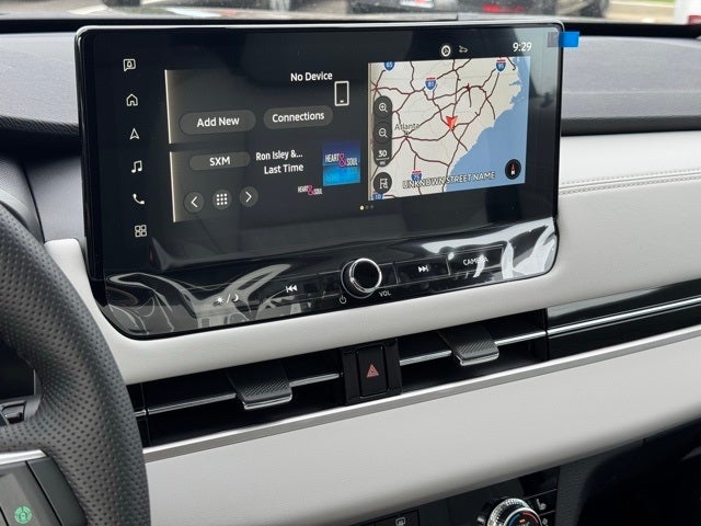 2025 Mitsubishi Outlander Base