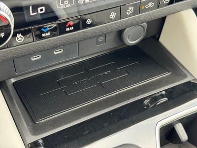 2025 Mitsubishi Outlander Base