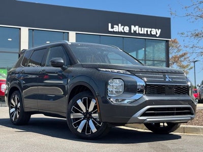 2026 Mitsubishi Outlander Base