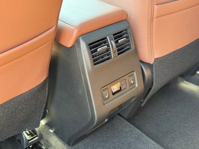 2026 Mitsubishi Outlander Base