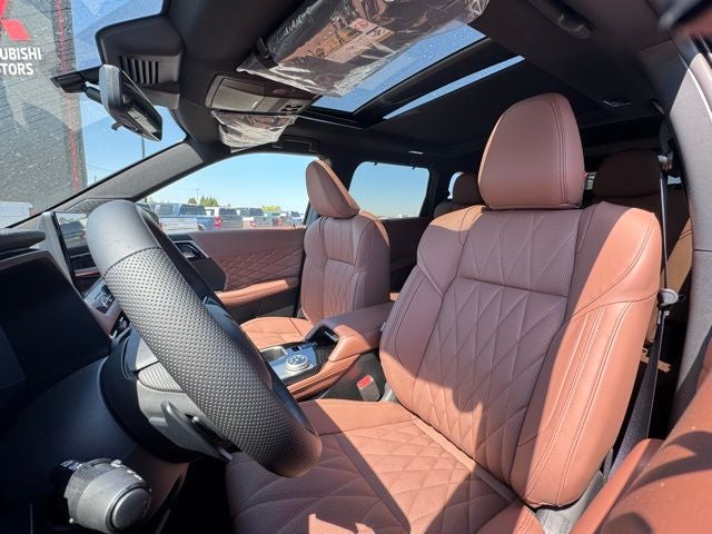 2026 Mitsubishi Outlander Base