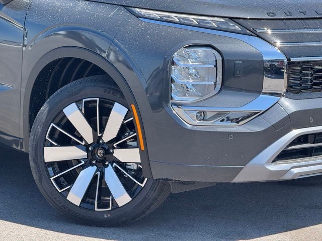 2026 Mitsubishi Outlander Base