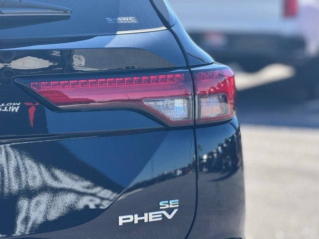 2025 Mitsubishi Outlander PHEV Base