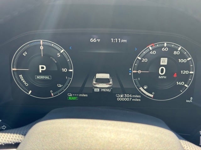 2025 Mitsubishi Outlander PHEV Base