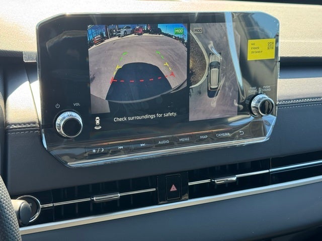 2025 Mitsubishi Outlander PHEV Base