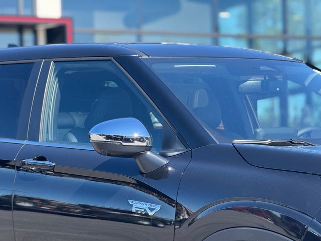 2025 Mitsubishi Outlander PHEV Base