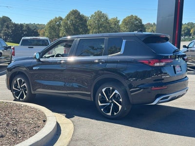 2025 Mitsubishi Outlander PHEV Base