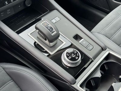 2025 Mitsubishi Outlander PHEV Base