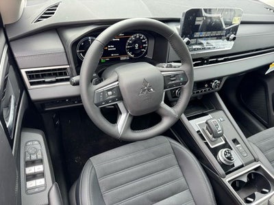 2025 Mitsubishi Outlander PHEV Base