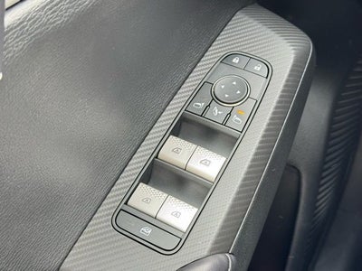 2025 Mitsubishi Outlander PHEV Base