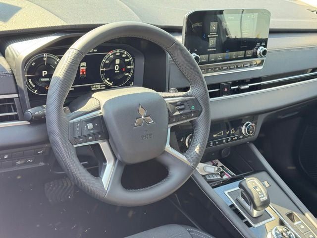 2025 Mitsubishi Outlander PHEV SE