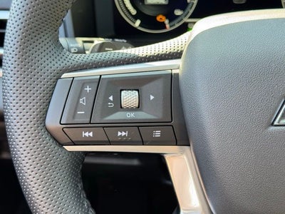 2025 Mitsubishi Outlander PHEV SE