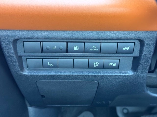 2025 Mitsubishi Outlander PHEV SEL