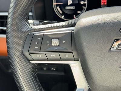 2025 Mitsubishi Outlander PHEV SEL