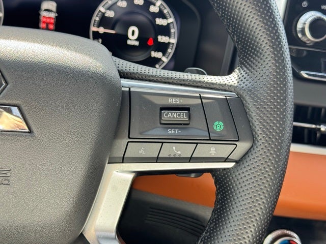 2025 Mitsubishi Outlander PHEV SEL