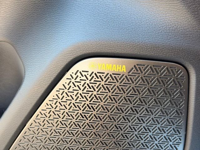 2026 Mitsubishi Outlander PHEV SEL