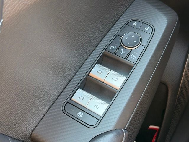 2026 Mitsubishi Outlander PHEV SEL