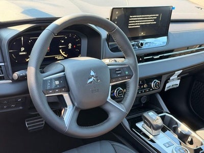 2026 Mitsubishi Outlander PHEV Black Edition