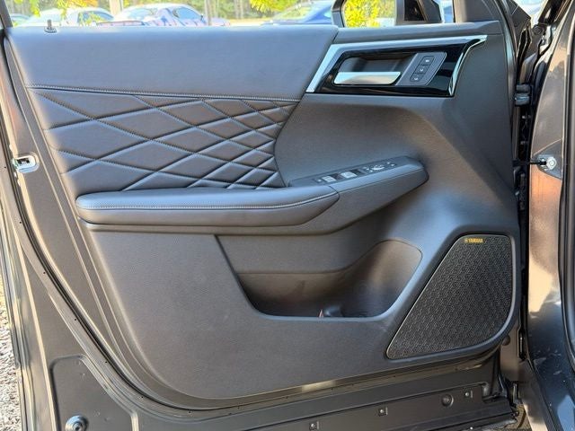 2026 Mitsubishi Outlander PHEV Black Edition