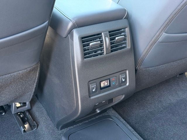 2026 Mitsubishi Outlander PHEV Black Edition