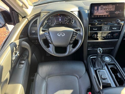2024 INFINITI QX80 LUXE