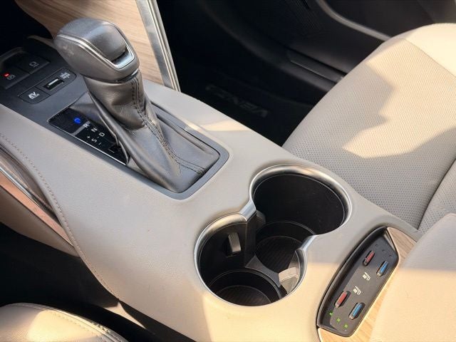 2022 Toyota Venza Limited