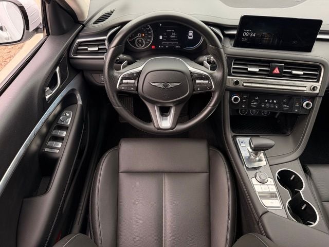 2025 Genesis G70 2.5T