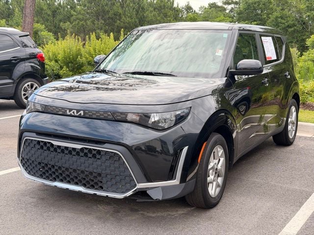 2023 Kia Soul 2.0L LX IVT's photo