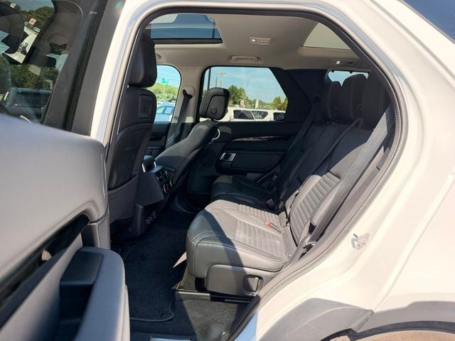 2024 Land Rover Discovery S