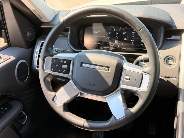 2024 Land Rover Discovery S
