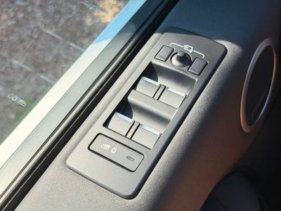 2024 Land Rover Discovery S