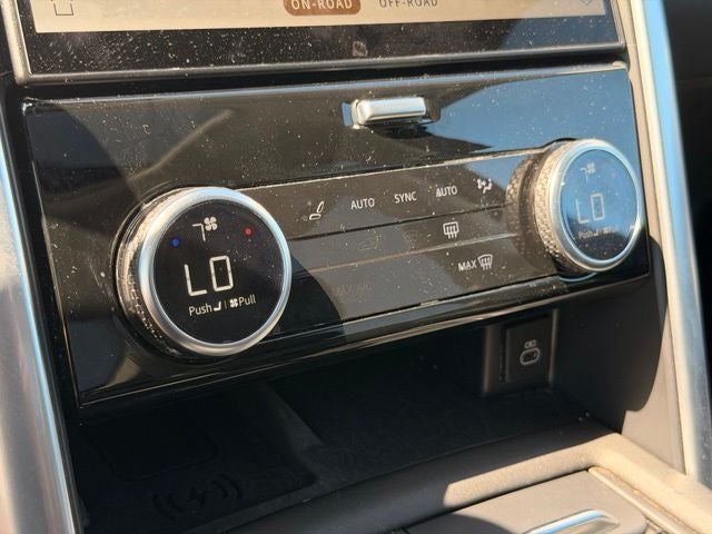 2024 Land Rover Discovery S