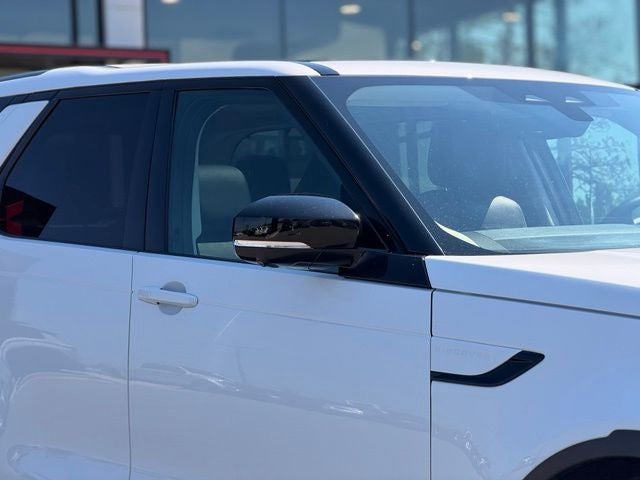 2024 Land Rover Discovery S