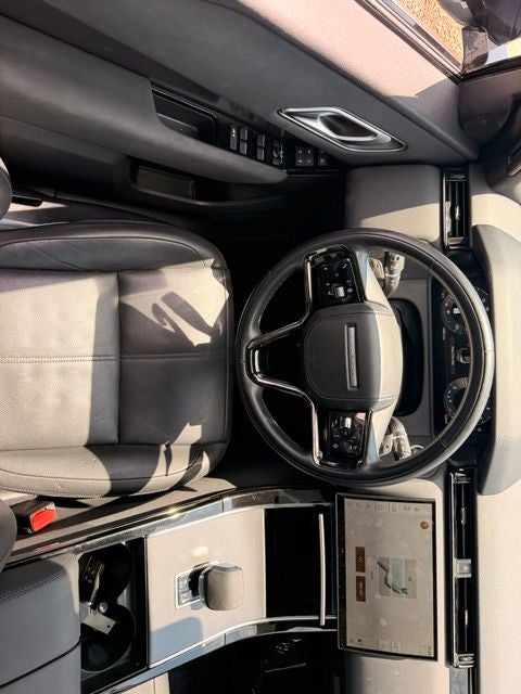 2025 Land Rover Range Rover Velar Dynamic SE