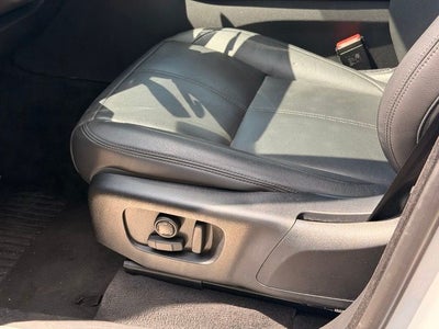 2025 Land Rover Range Rover Velar Dynamic SE
