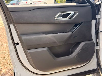 2025 Land Rover Range Rover Velar Dynamic SE