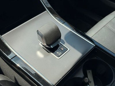 2025 Land Rover Range Rover Velar Dynamic SE