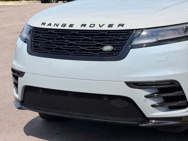 2025 Land Rover Range Rover Velar Dynamic SE